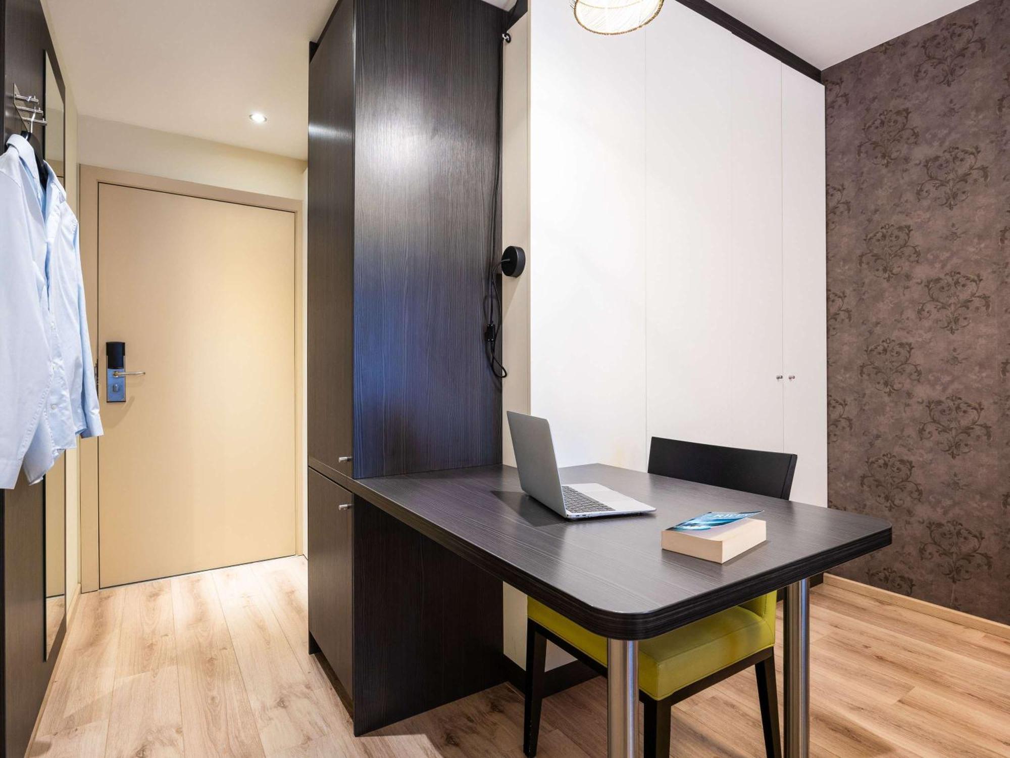 Ibis Styles Hotel Brussels Centre Stephanie Saint-Gilles Eksteriør bilde